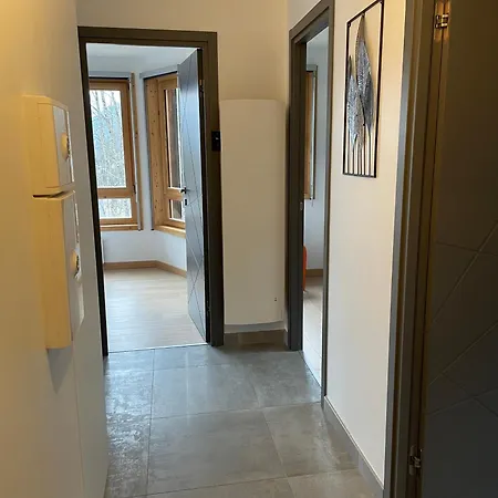 3 Pieces - 6 Personnes